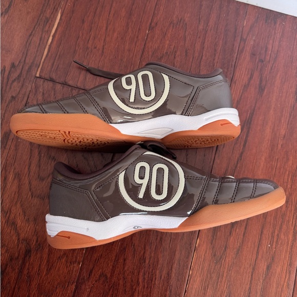 Nike Total 90 III SP Brown Patent Leather Indoor Soccer Shoes Women’s 6.5 NEW - Picture 4 of 7